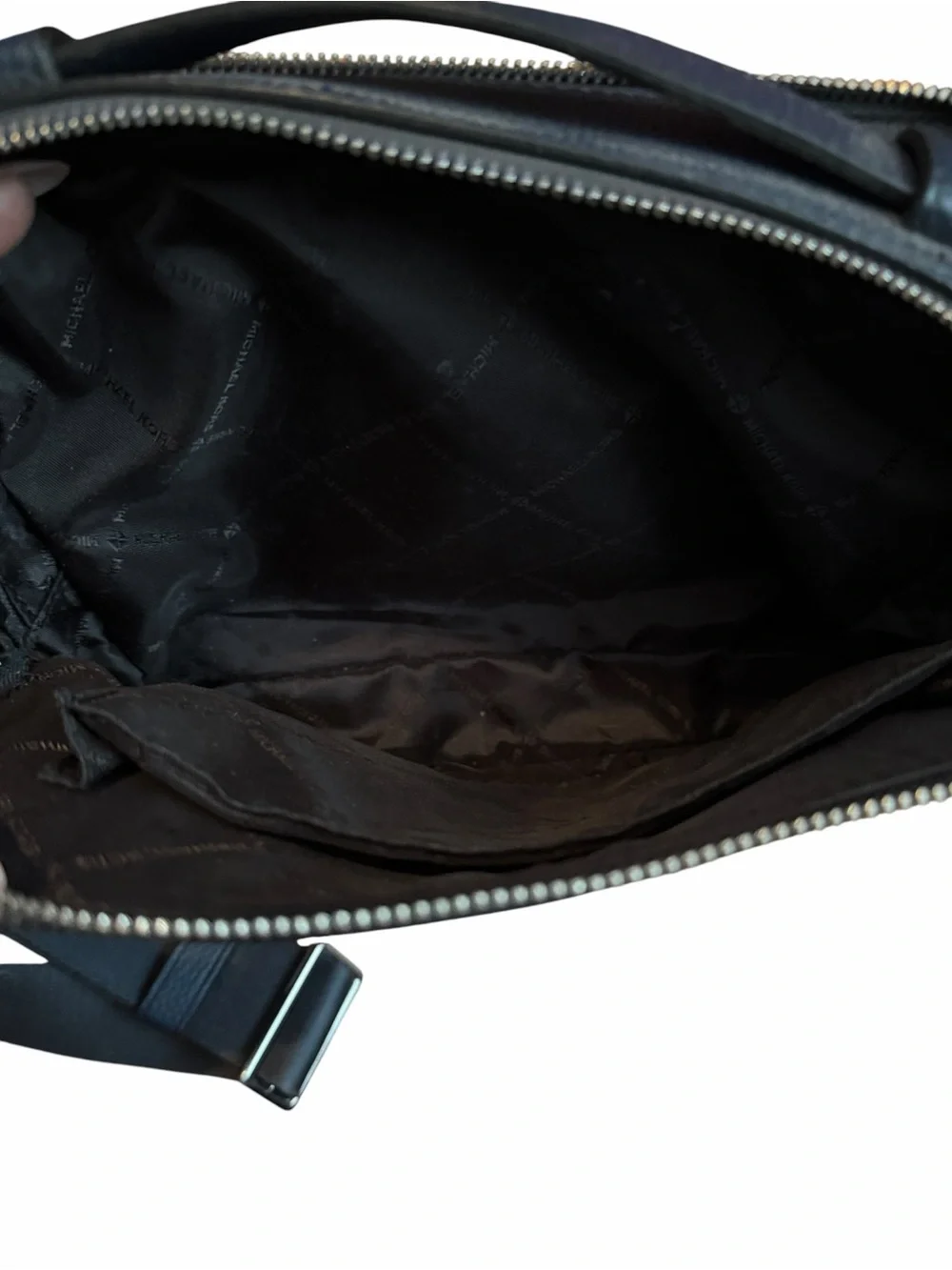 Michael Kors Navy Pebbled Leather Men’s Crossbody Bag